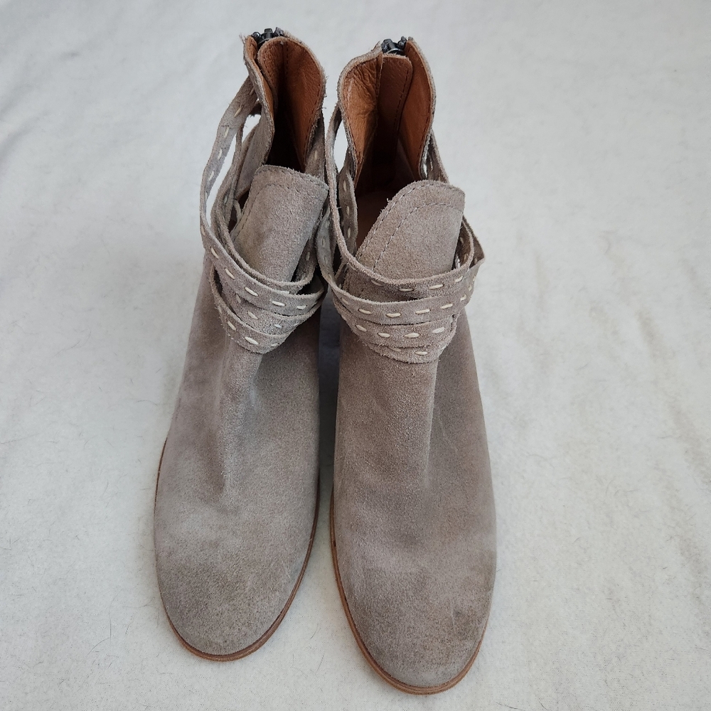 Frye Naomi Pickstitch Shootie Suede Ankle Boot Size 8.5 - Picture 2 of 6